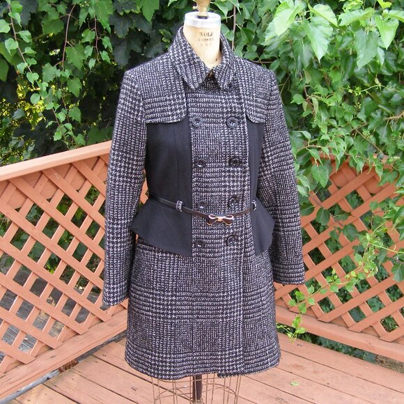 size 8/M Betsey Johnson Wool Blend Dress Coat w/Belt - Picture 2 of 16